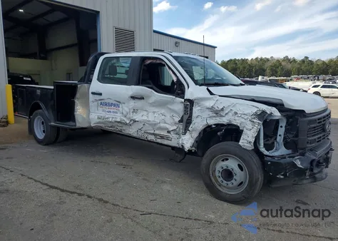 2025 Ford F550 Super Duty z USA, uszkodzony, nr VIN 1FDSW5GT9SED44609